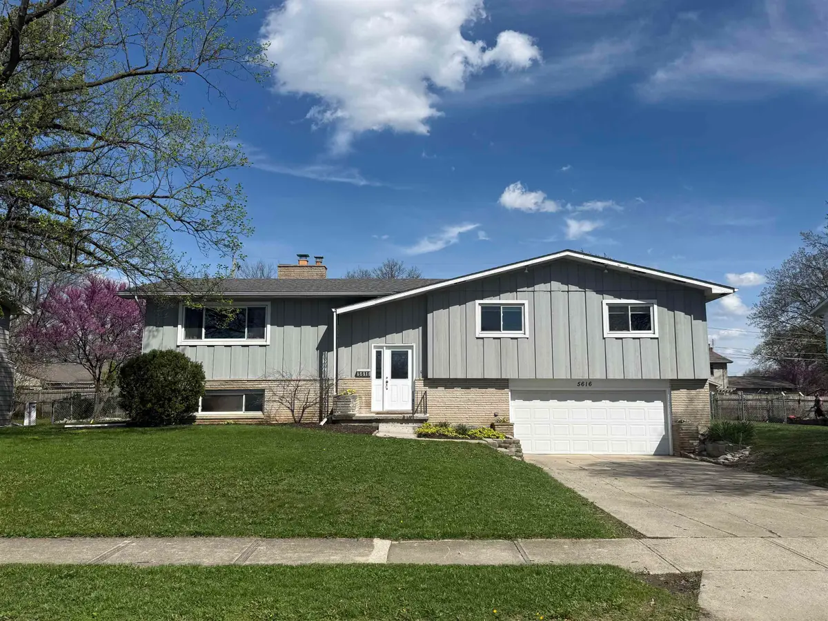 5616 Dartmouth Drive, Fort Wayne, IN 46825 - #1