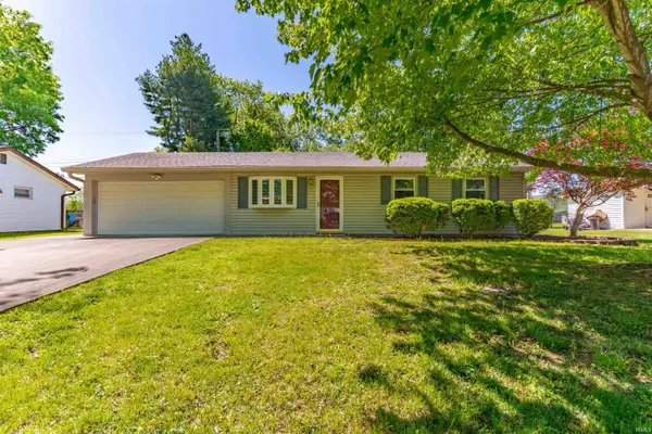 2424 Lexington Road, Evansville, IN 47720