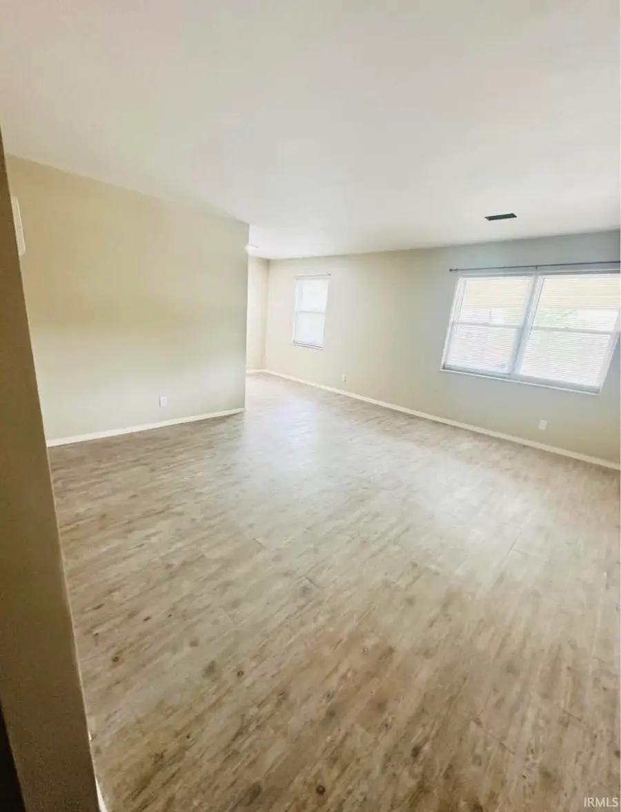 706 Village Lane, Newburgh, IN 47630 - #3