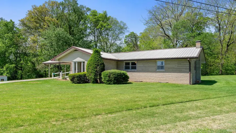 116 Miller St, Shoals, IN 47581 - #2