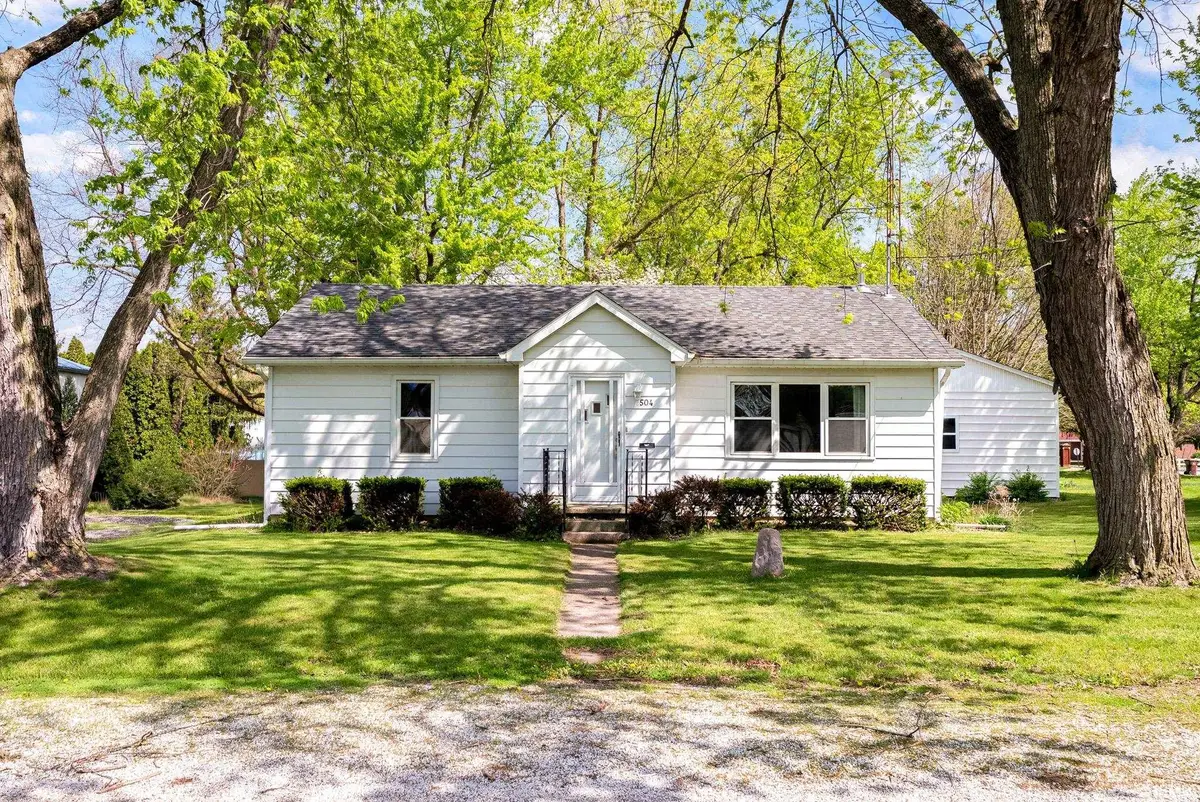 504 W 5th Street, North Manchester, IN 46962 - #1