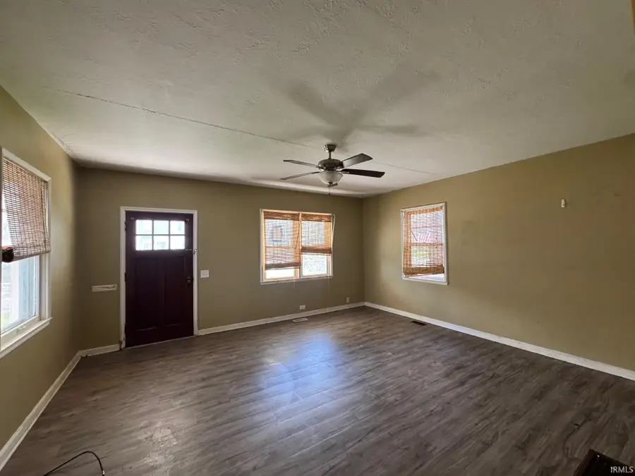 128 W 6th Street, Peru, IN 46970 - #2