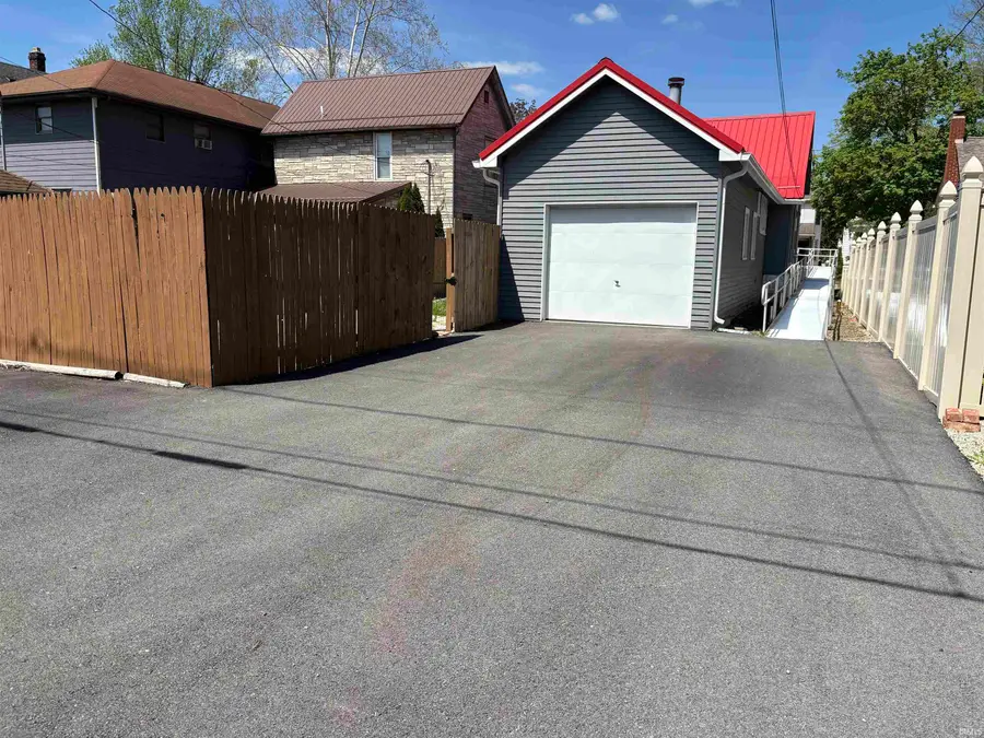 119 W 5th Street, Peru, IN 46970 - #2