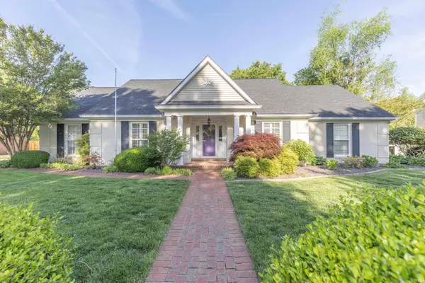 461 E Meade Drive, Evansville, IN 47715