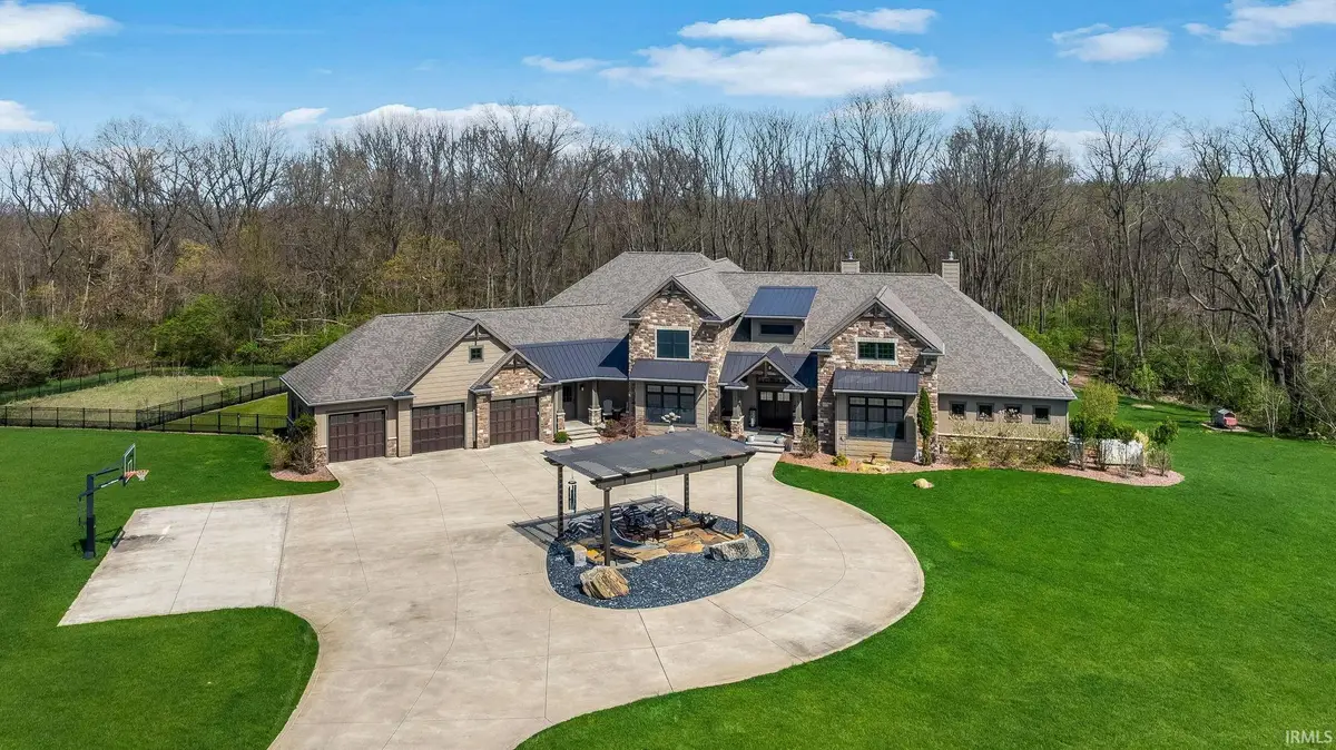 54420 County Road 33 Road, Middlebury, IN 46540 - #1