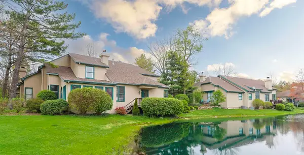 1353 Bridge Water Way Drive #D 7, Mishawaka, IN 46545