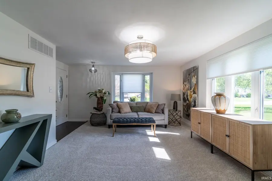 9521 Carriage Lane, Fort Wayne, IN 46804 - #2