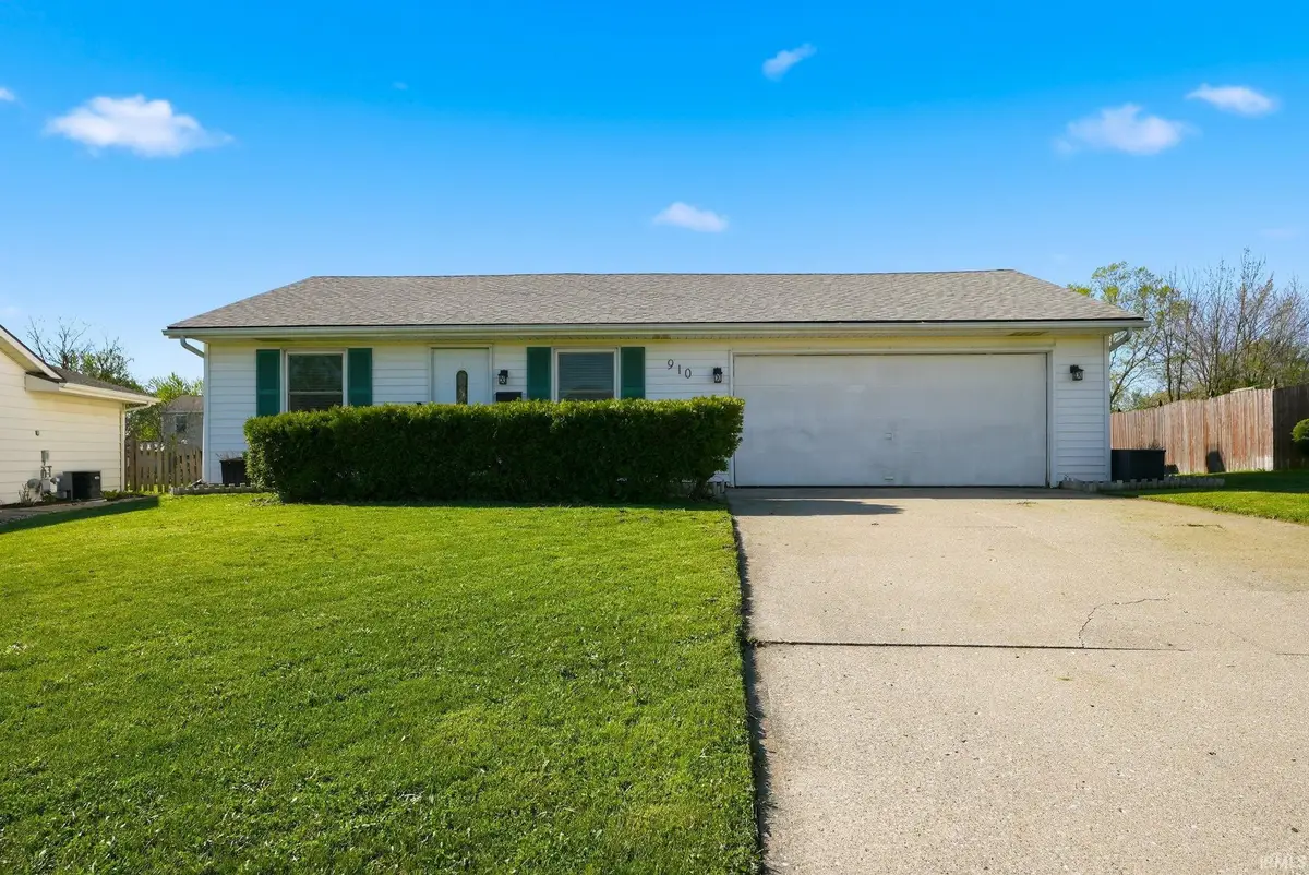 910 Aurora Knoll Lane, Fort Wayne, IN 46825 - #1