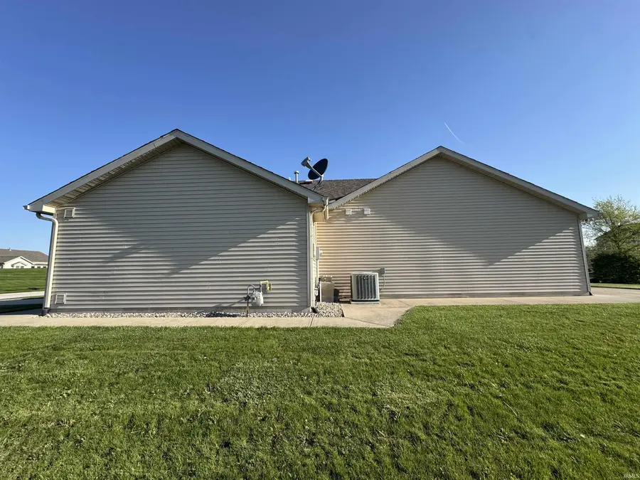 1222 Brenton Glens Drive, Fort Wayne, IN 46818 - #3
