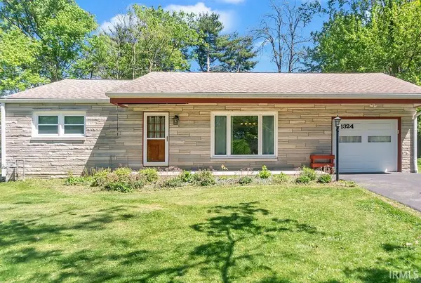 1324 N Kinser Pike, Bloomington, IN 47404