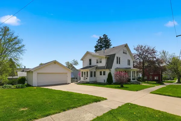 209 S Superior Street, Angola, IN 46703