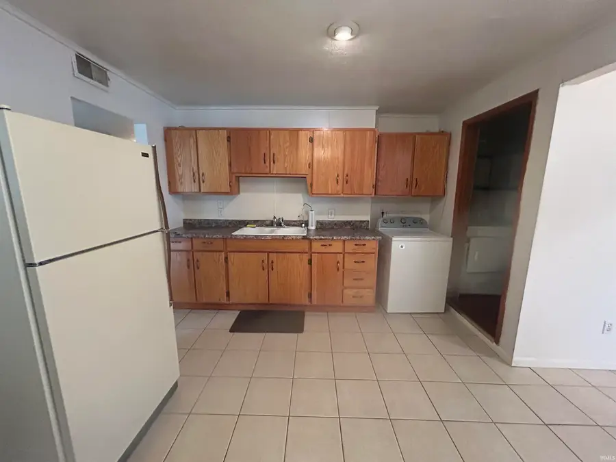 2107 Maplehurst Avenue, Mishawaka, IN 46545 - #3