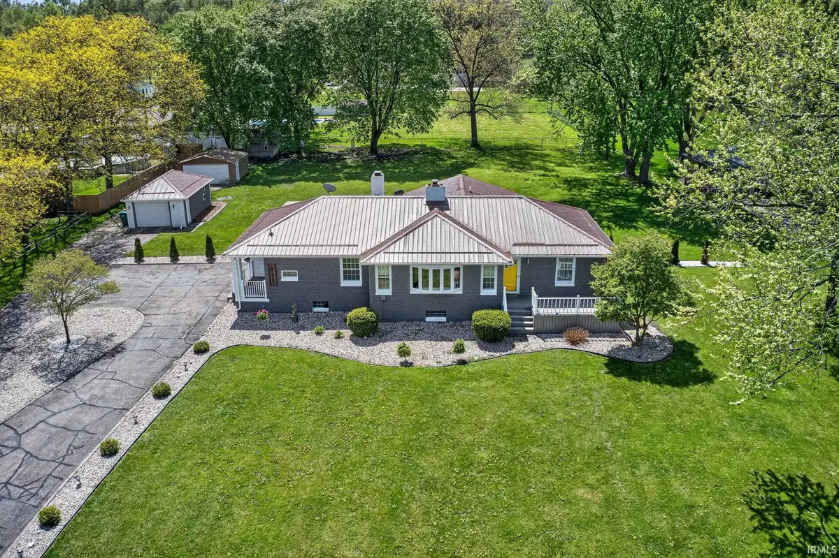 523 W 16th Street, Mishawaka, IN 46544 - #1