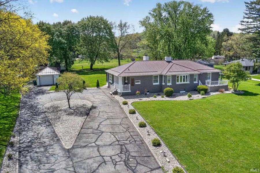 523 W 16th Street, Mishawaka, IN 46544 - #3