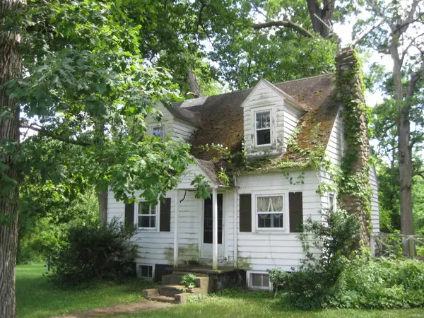 290 Lakeview Drive, Fremont, IN 46737