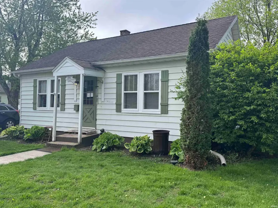 1007 W Laporte Street, Plymouth, IN 46563 - #2