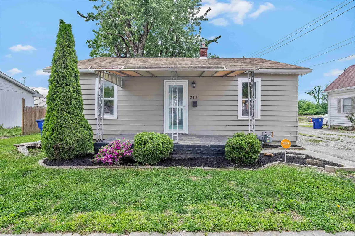 213 W Mulberry Street, Princeton, IN 47670 - #1