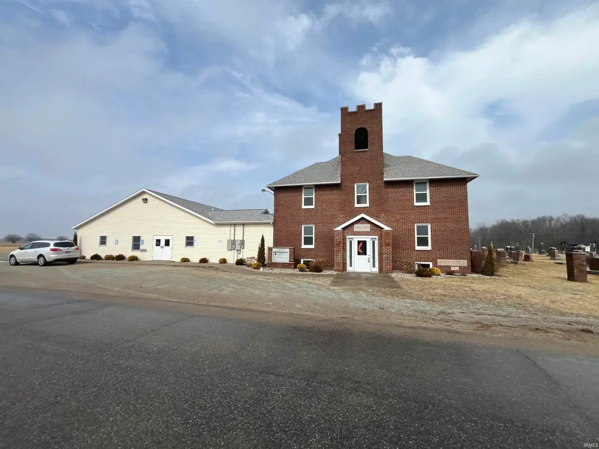15051 County Road 146, Syracuse, IN 46567 - #1