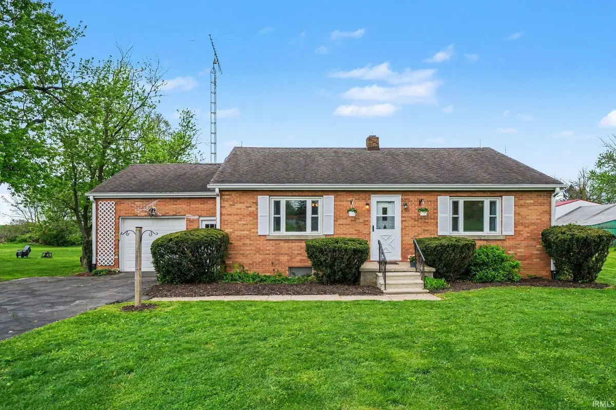 16400 Elmwood Avenue, Mishawaka, IN 46544 - #1