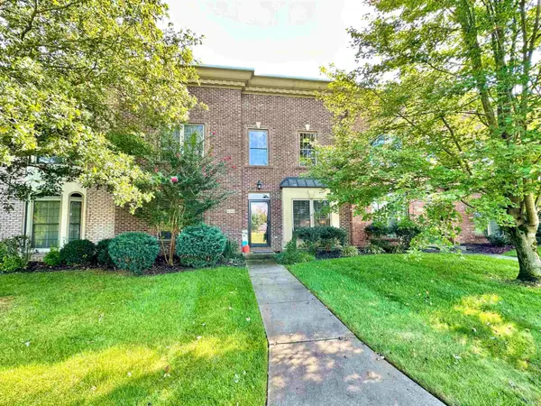 6182 Glenview Drive, Newburgh, IN 47630