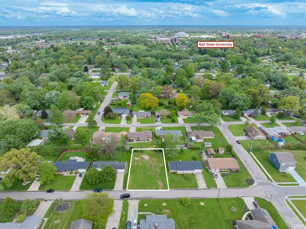 1808 N Winthrop Road, Muncie, IN 47304