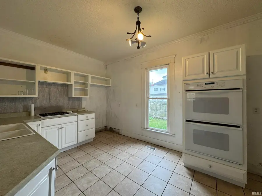 1321 S Washington Street, Marion, IN 46953 - #3
