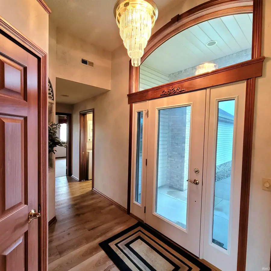 204 Steeplechase Drive, Auburn, IN 46706 - #2