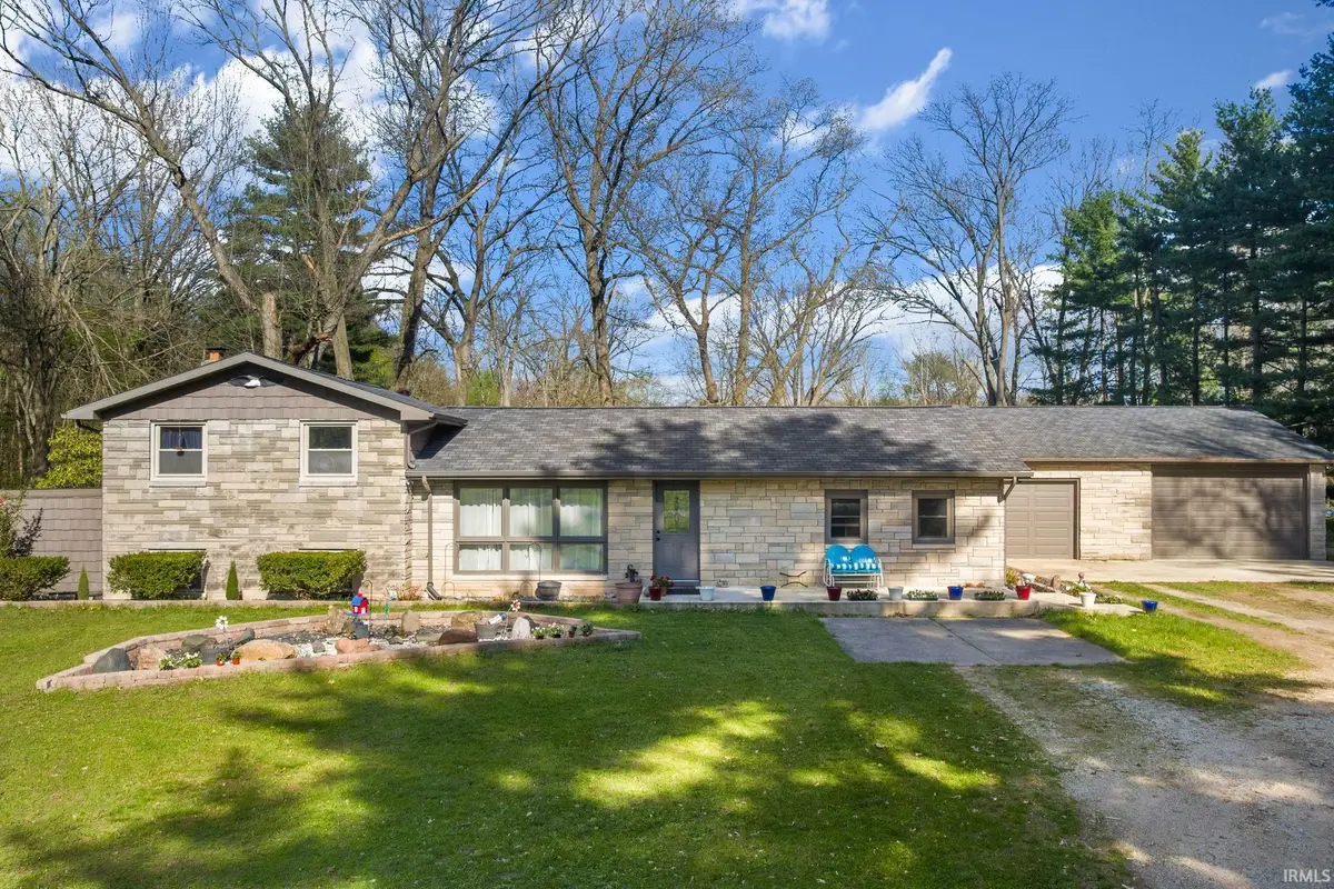 55960 Apple Road, Osceola, IN 46561 - #1