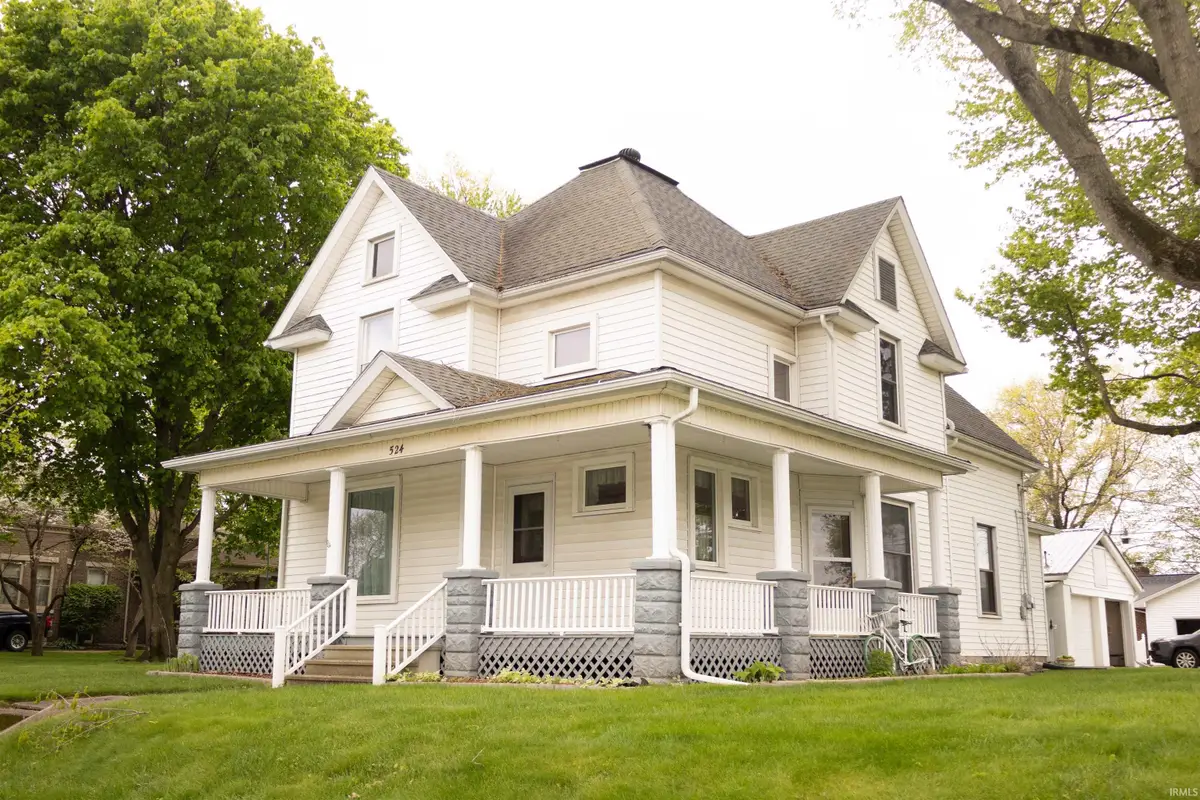 524 W Plymouth Street, Bremen, IN 46506 - #1