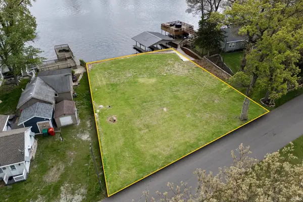 5224 E Quiet Water Court, Monticello, IN 47960