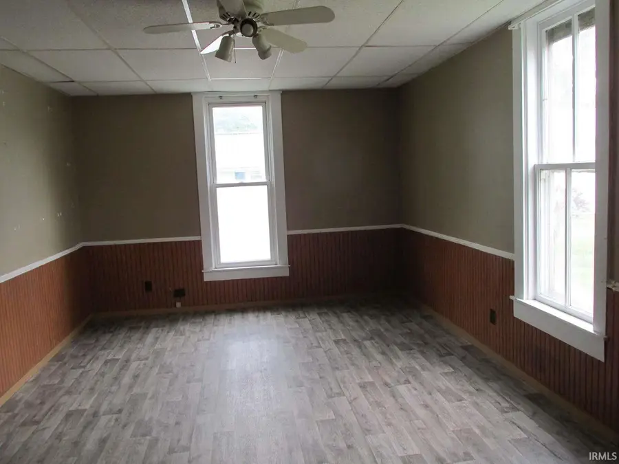 725 N Main Street, Warren, IN 46792 - #3