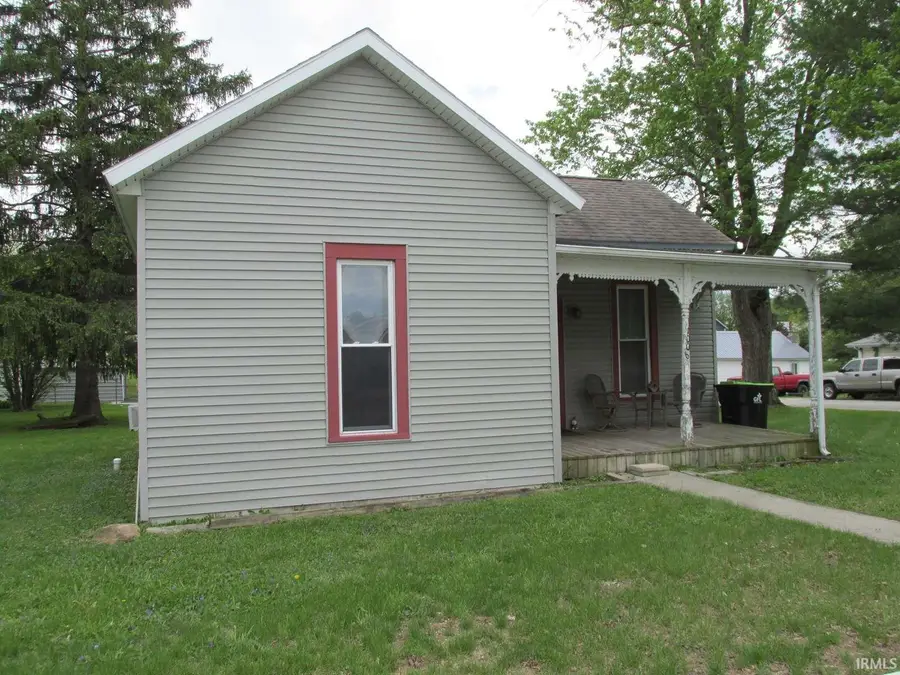 1006 N Wayne Street, Warren, IN 46792 - #3