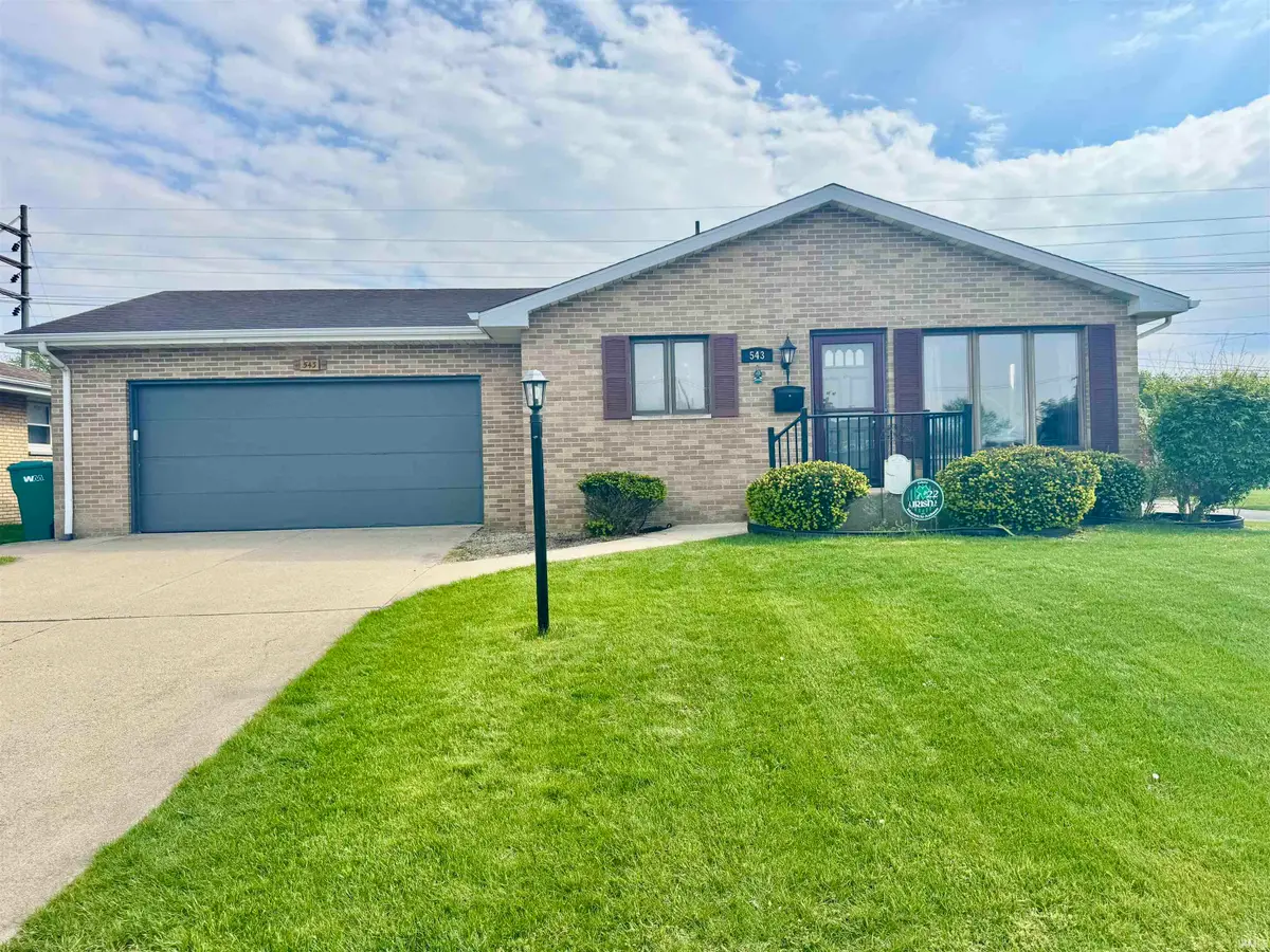 543 W 12th Street, Mishawaka, IN 46544 - #1