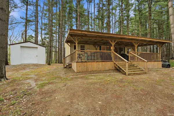 100 Woodland Pass Vop, Angola, IN 46703