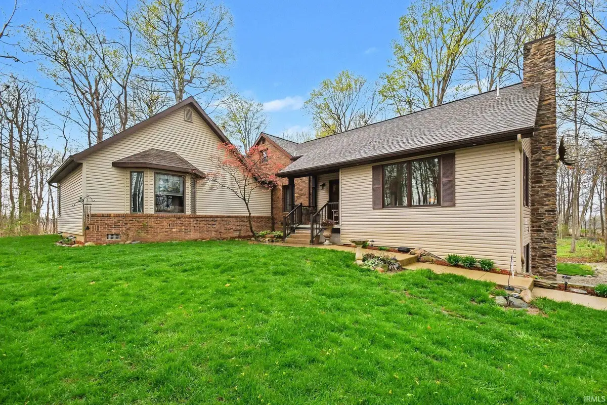 2552 N 325 E Road, Warsaw, IN 46582 - #1