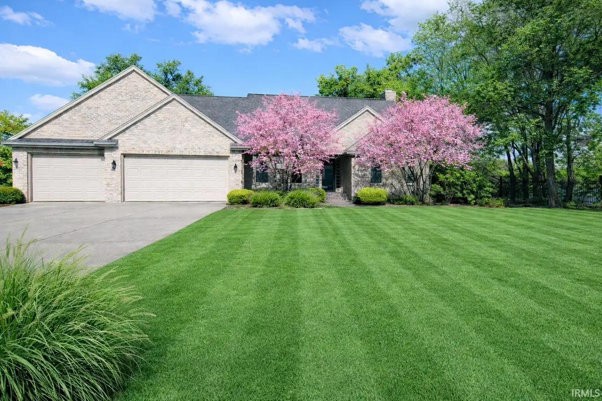4320 Cottage Avenue, Mishawaka, IN 46544 - #1