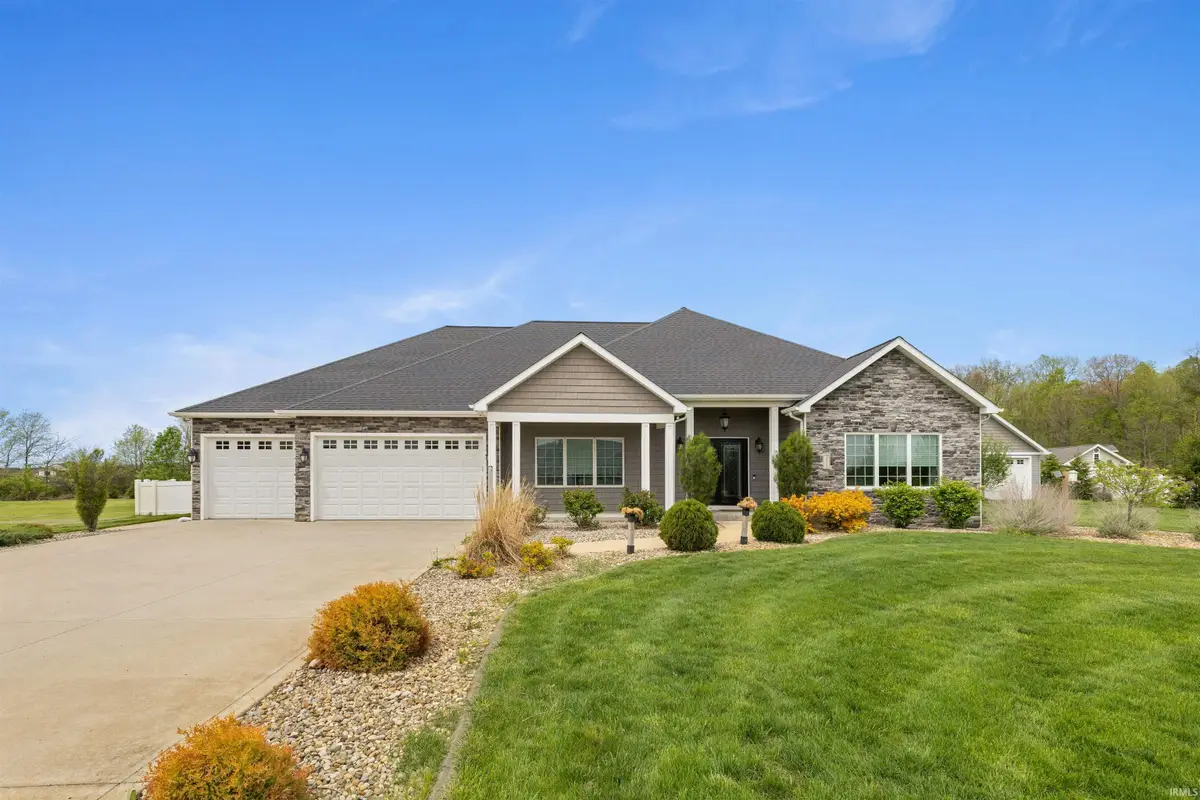 3529 Highlander Cove, Auburn, IN 46706 - #1