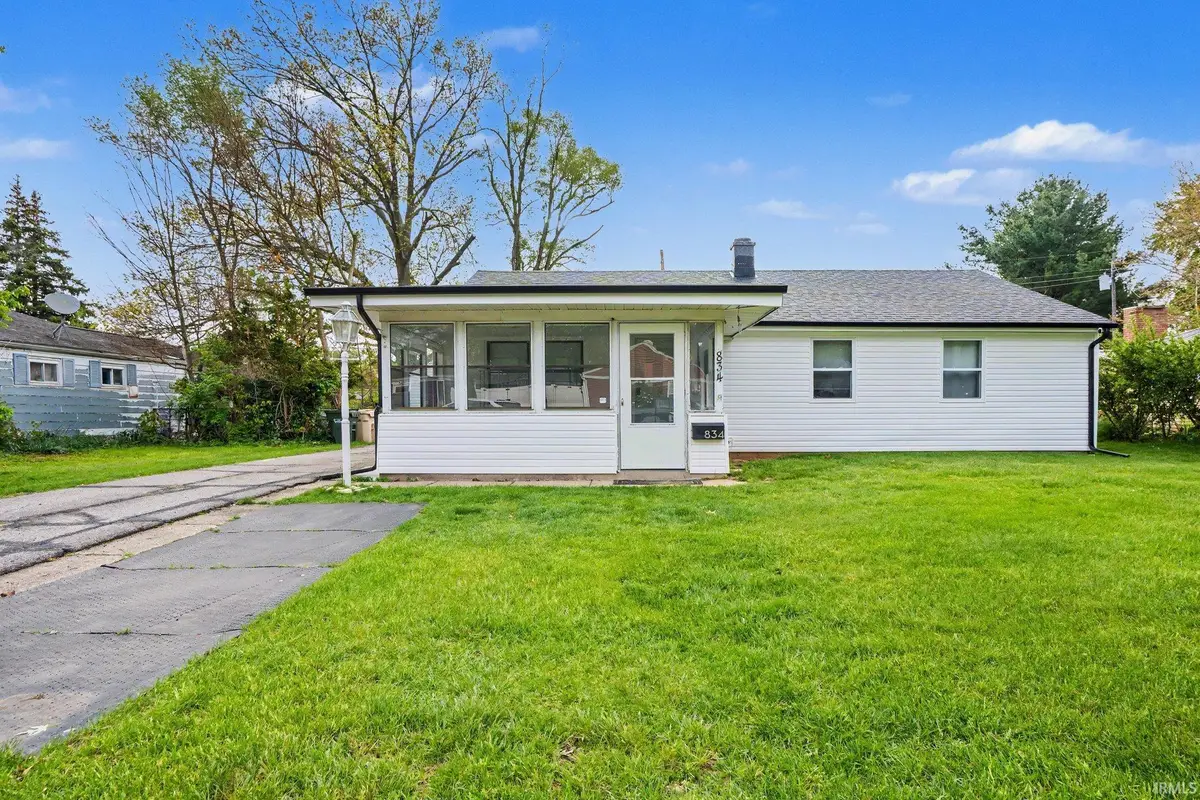 834 Woodcliff Drive, South Bend, IN 46615 - #1
