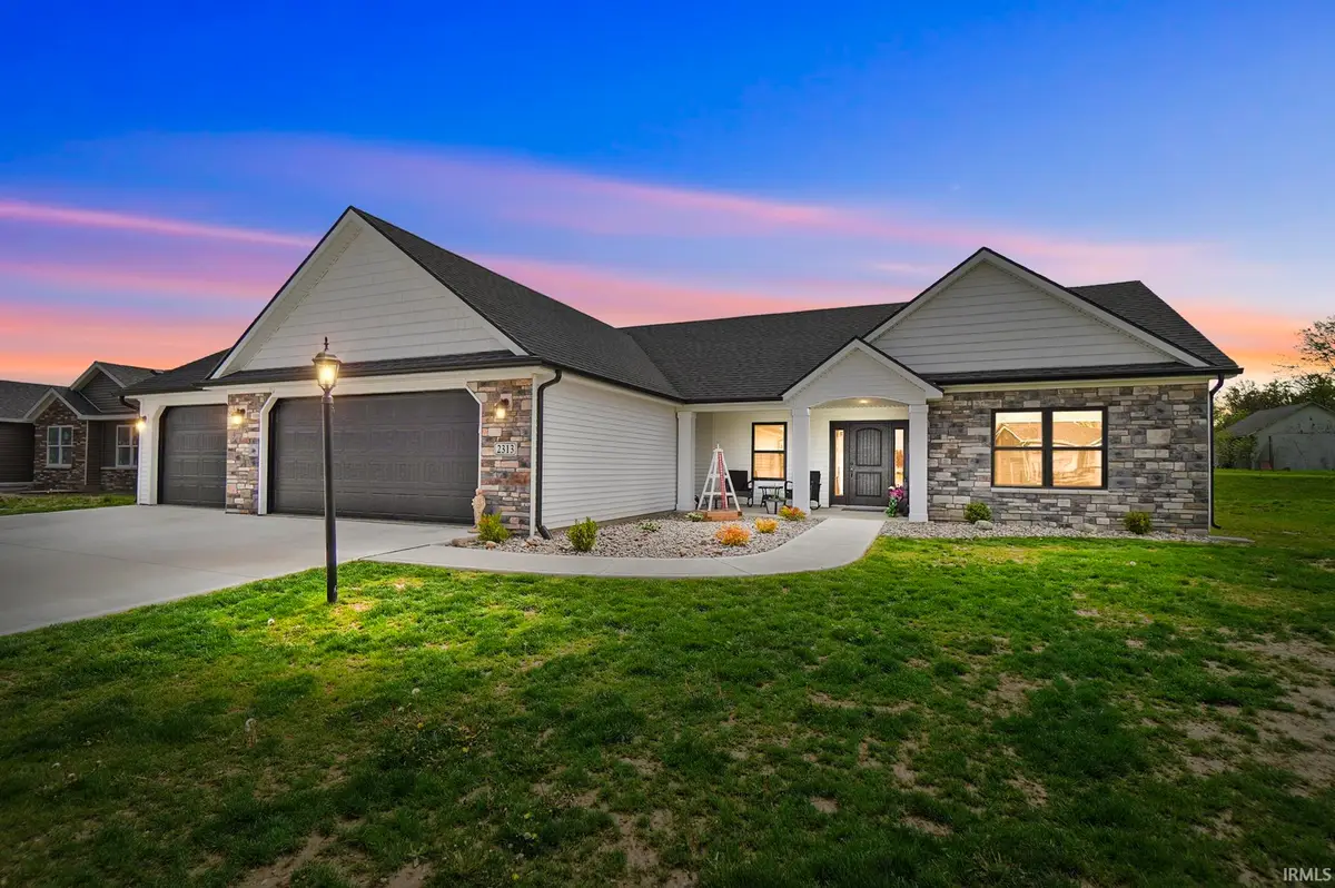2313 Chandler Way, Auburn, IN 46706 - #1