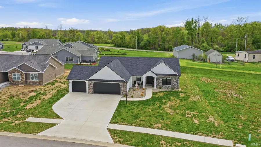 2313 Chandler Way, Auburn, IN 46706 - #2