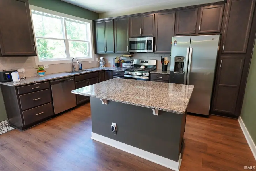 1392 N Hunters Crossing Circle, Huntingburg, IN 47542 - #2