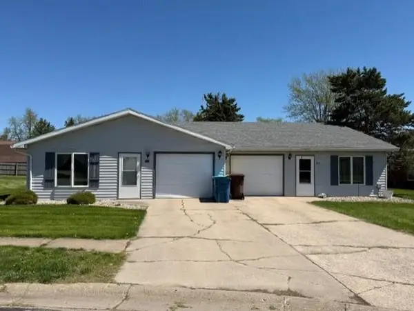 231/233 Henry Place #231/233, Angola, IN 46703