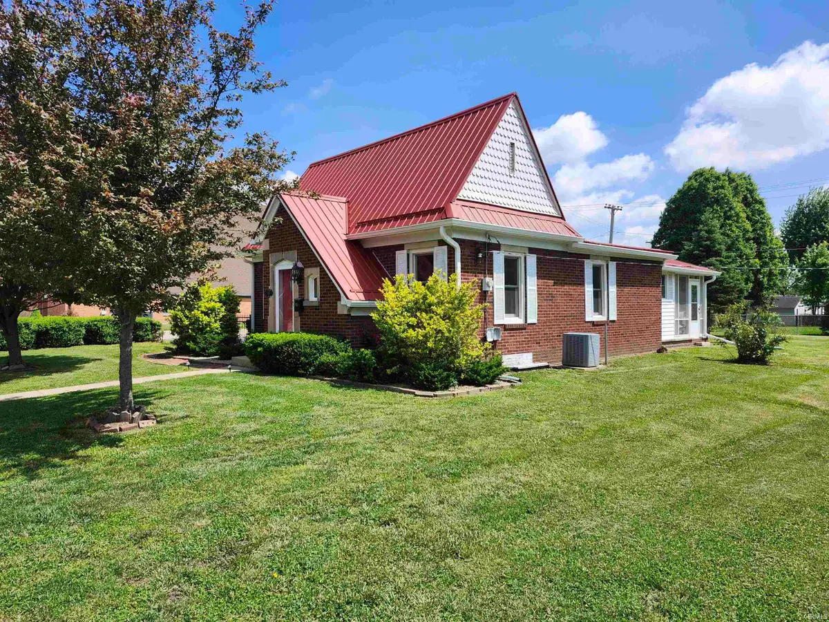 449 NE 4th Street, Linton, IN 47441 - #1
