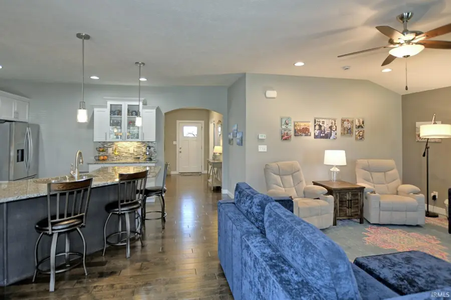 8250 Leland Drive, Evansville, IN 47715 - #3