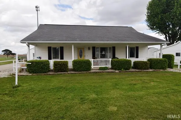 607 East Street, Michigantown, IN 46057
