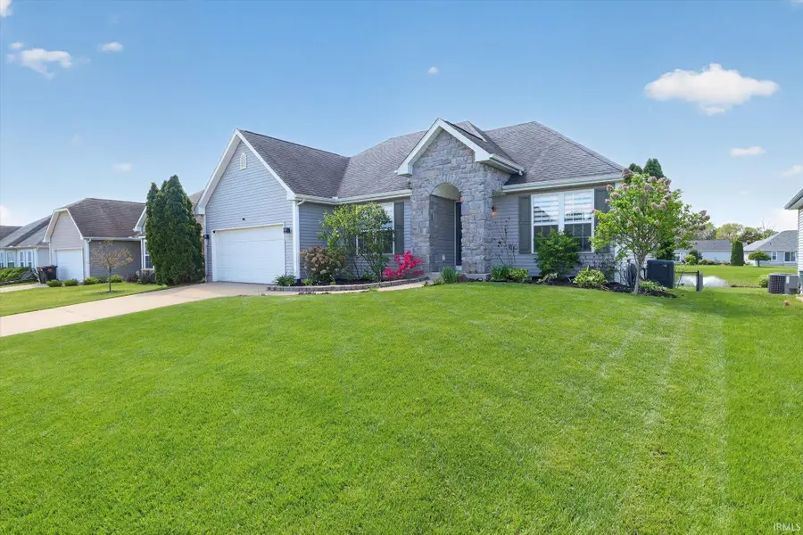 507 Cloudmont Drive, Osceola, IN 46561 - #2