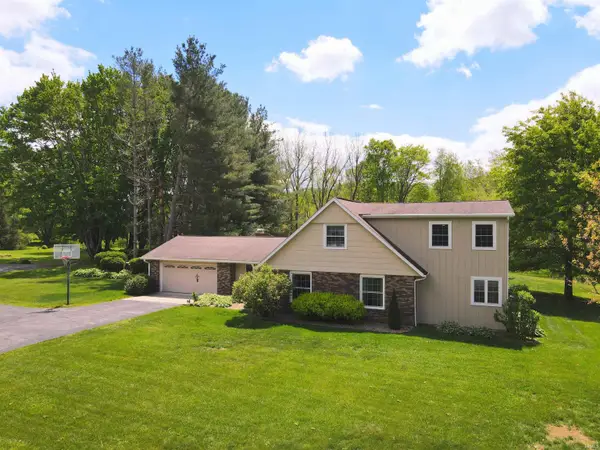 7151 W Cavewood Court, Bloomington, IN 47403