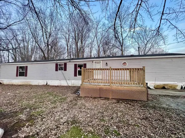 8594 S Yellow View Lane, Claypool, IN 46539