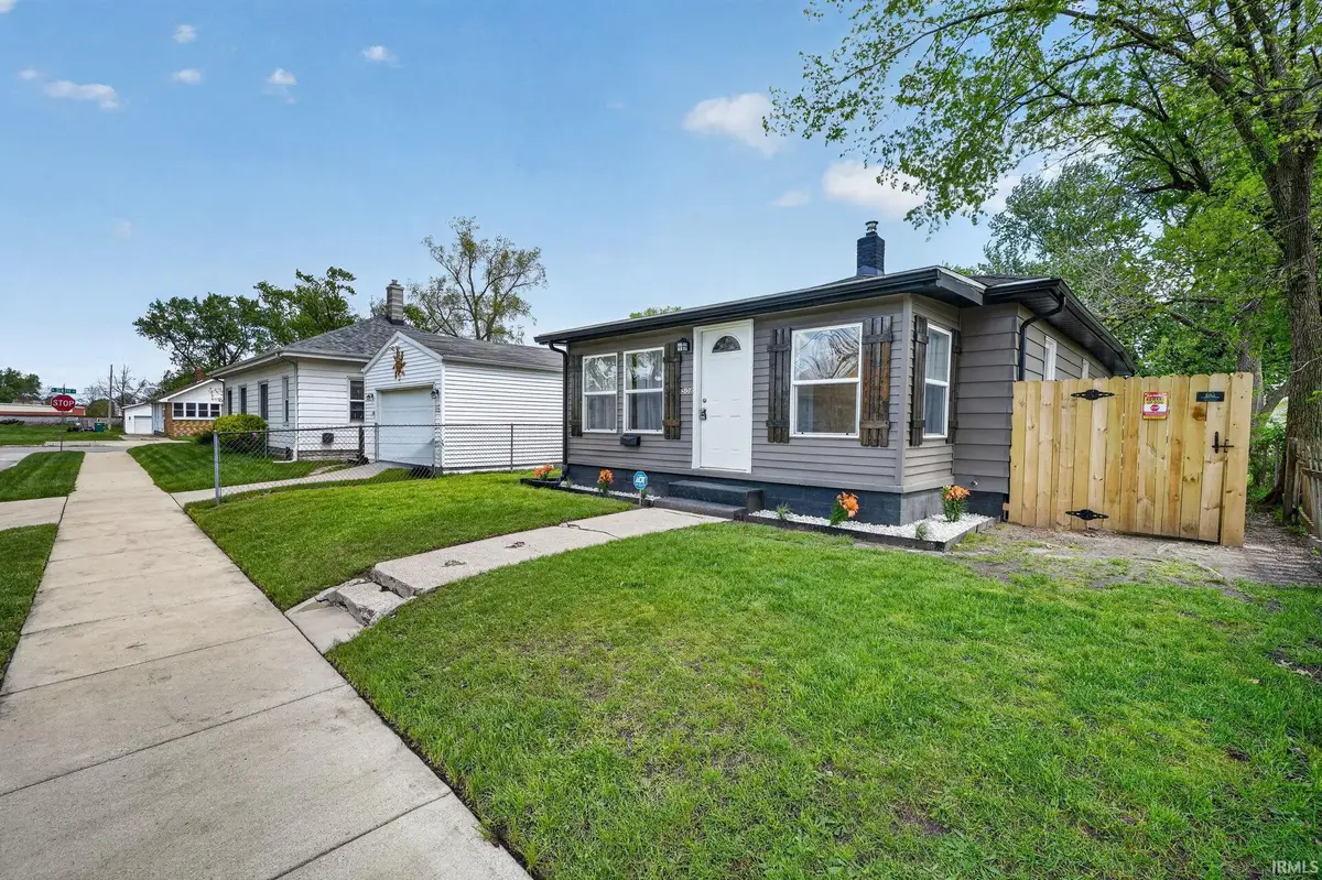 508 Hubbard Street, Mishawaka, IN 46544 - #1