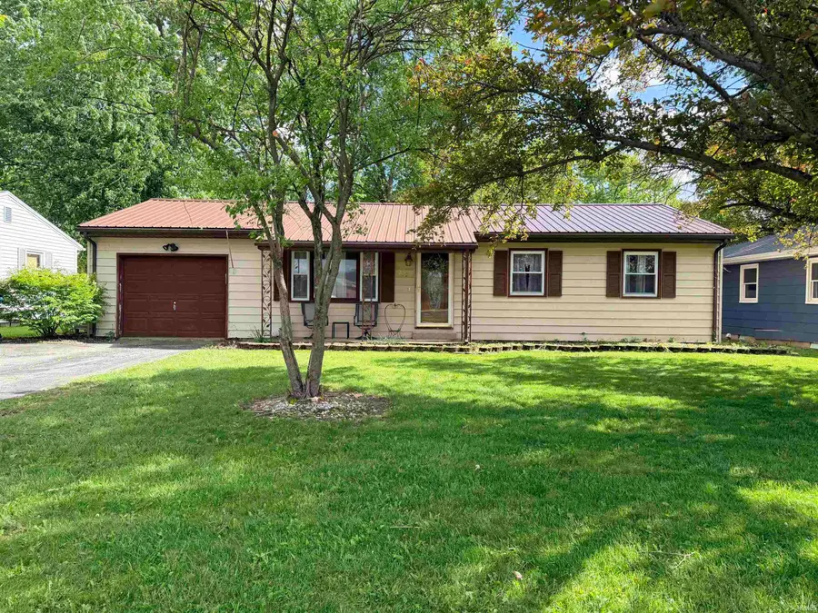 722 E North H Street, Gas City, IN 46933 - #2